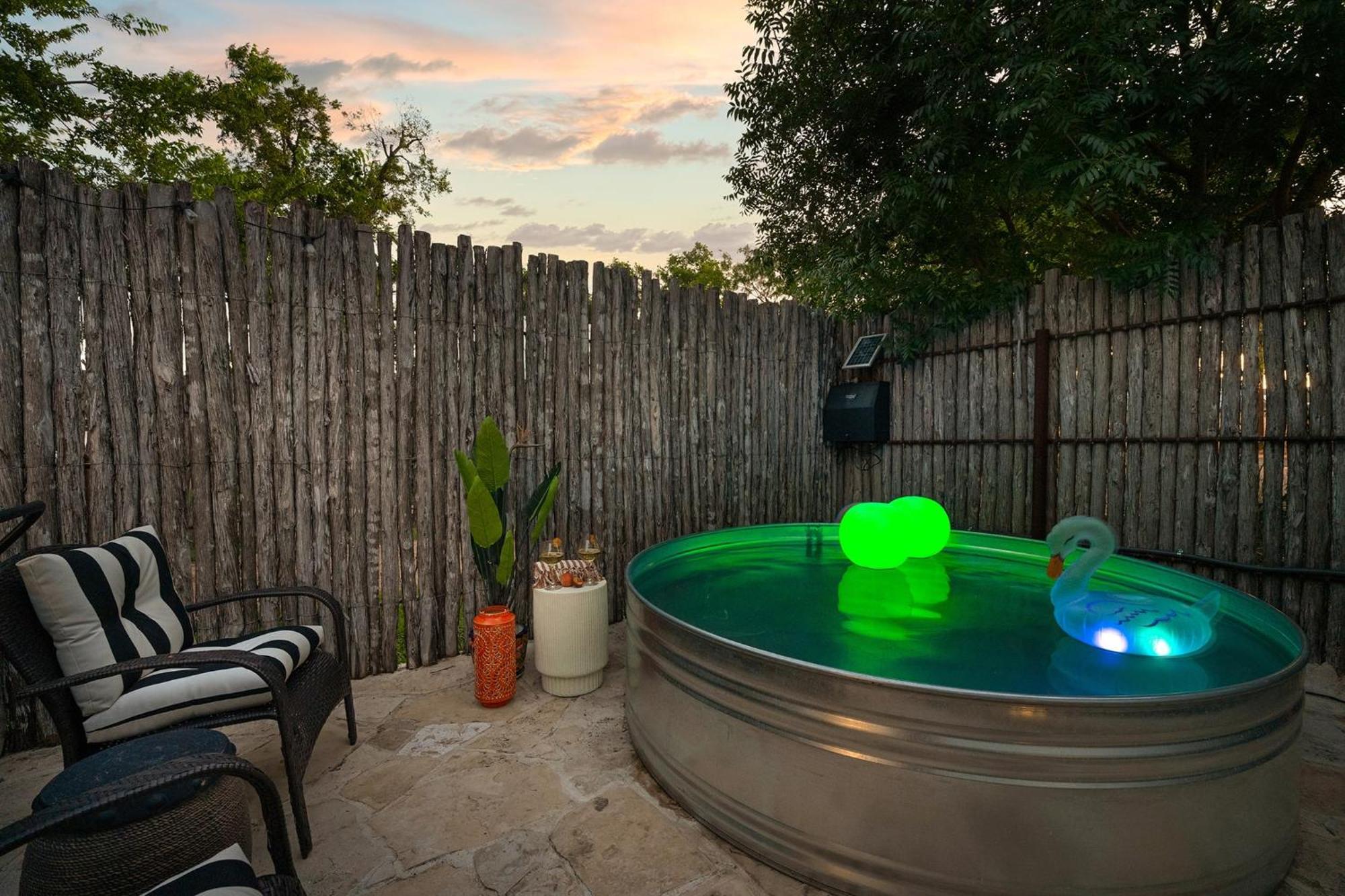 Claret House Full Kitchen And Private Hot Tub Villa Fredericksburg Buitenkant foto